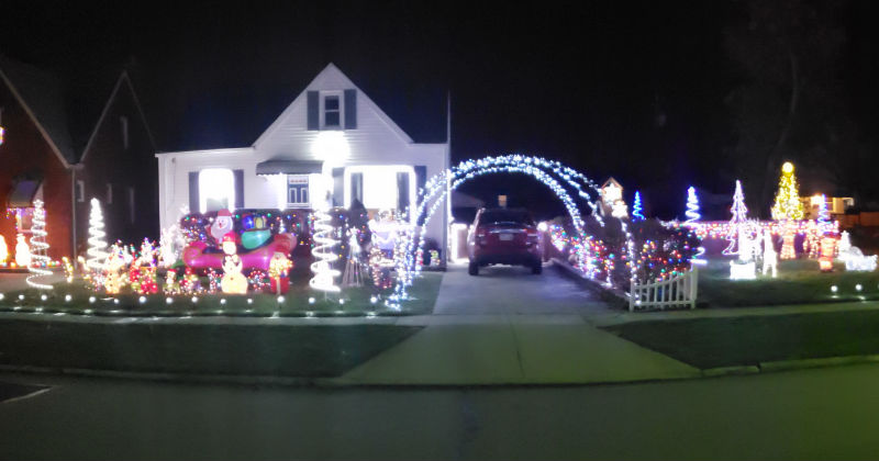 Best Christmas Lights in Northeast Ohio - You Must See This Year!