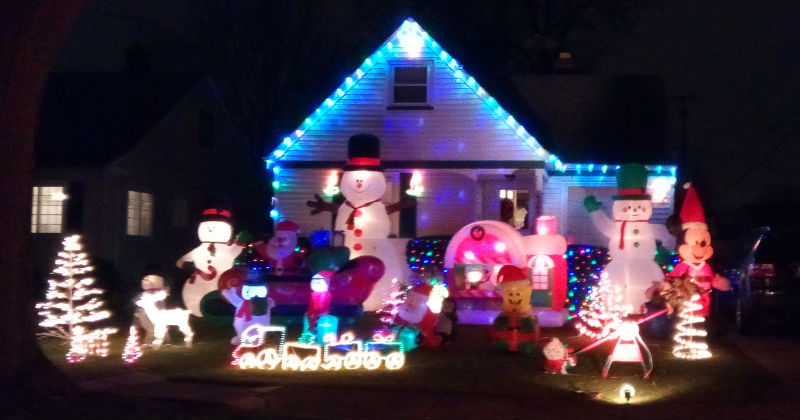 Best Christmas Lights in Northeast Ohio - You Must See This Year!