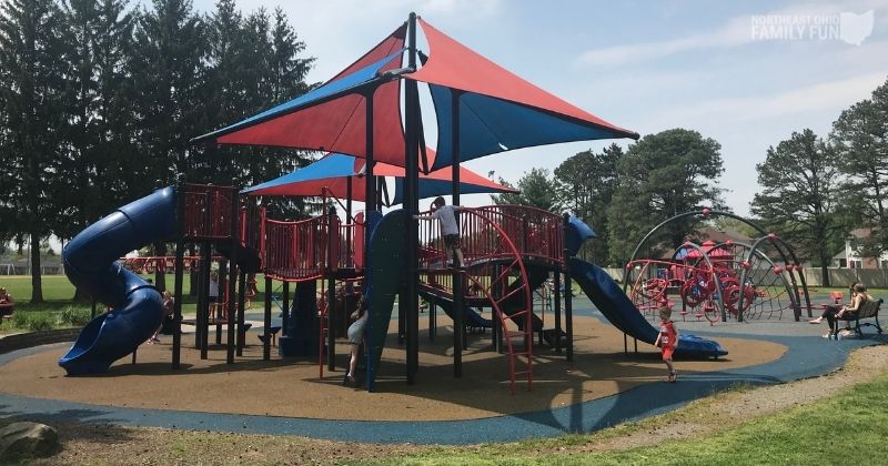 Dover City Park – Large Playground, Disc Golf, Ball Fields and Pool