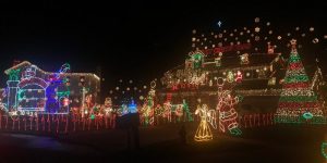 Best Christmas Lights in Northeast Ohio {2020} - You Must See This Year!