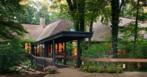 25 Romantic Getaways in Ohio For A Dreamy Escape {2025}