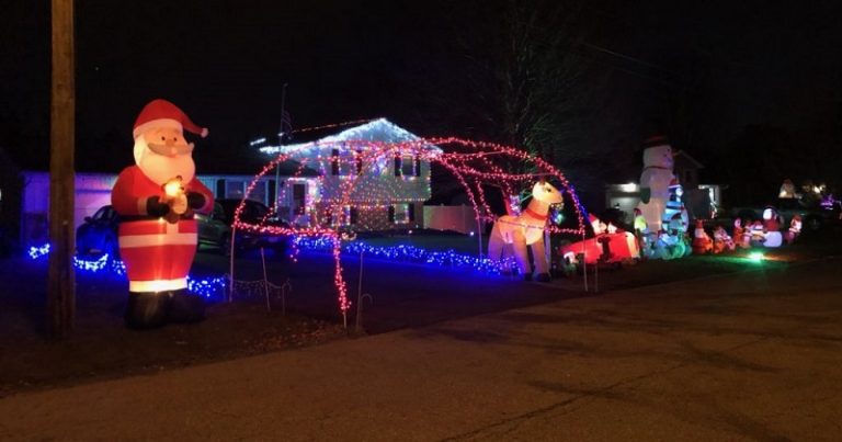 Best Christmas Lights In Northeast Ohio {2020} - You Must See This Year!