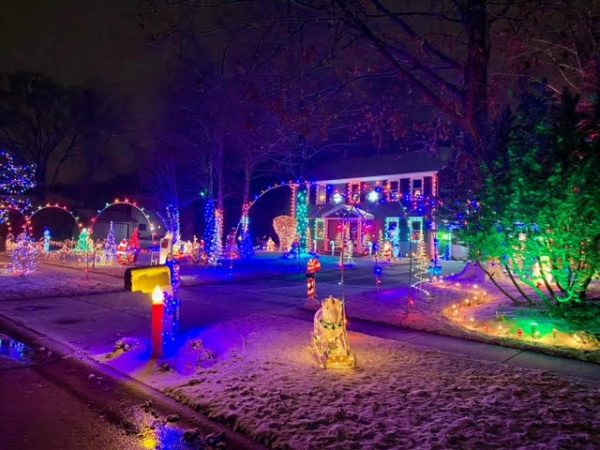 Best Christmas Lights in Northeast Ohio {2022} - You Must See This Year!