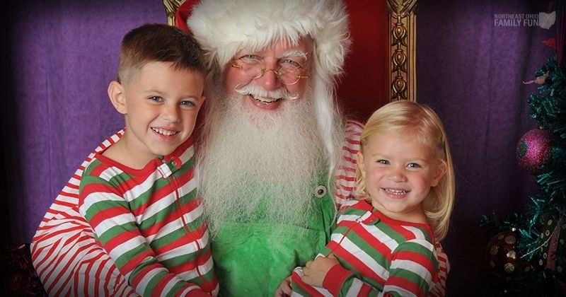 Best Places To Take Pictures With Santa In Northeast Ohio {2021}