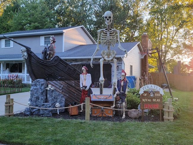 Where to see the best Halloween decorations in Northeast Ohio