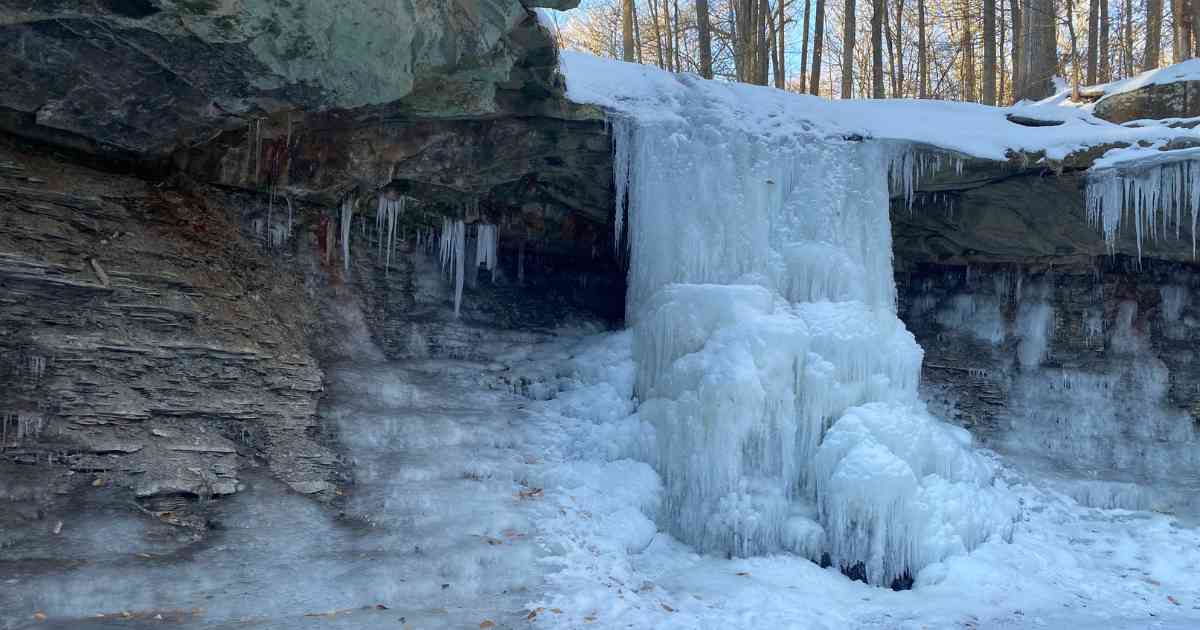 Best Things to do in February in Ohio – Frozen Waterfalls, Outdoor Activities & Winter Fun