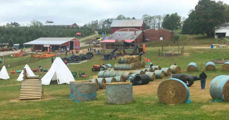 Fall Activities at Arrowhead Orchard