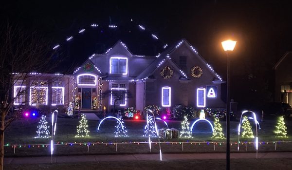 Best Christmas Lights In Northeast Ohio {2022} - You Must See This Year!