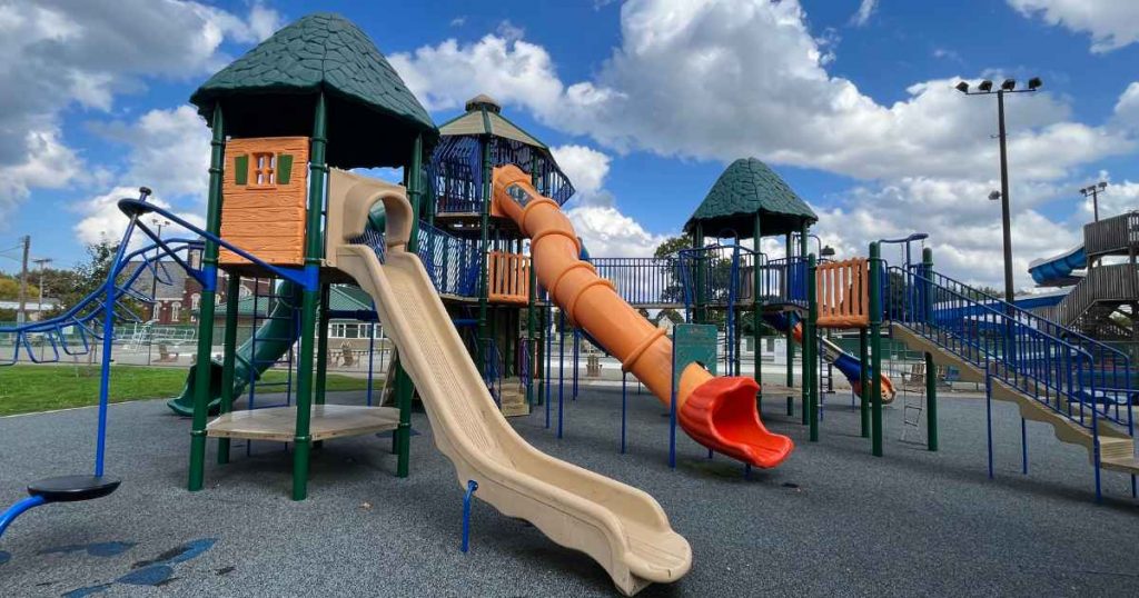 90+ Amazing Playgrounds in Northeast Ohio Your Kids will Love