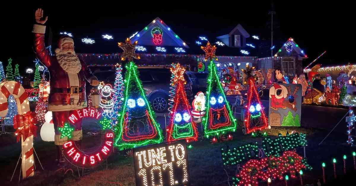 The 7 Best Christmas Lights for 2023